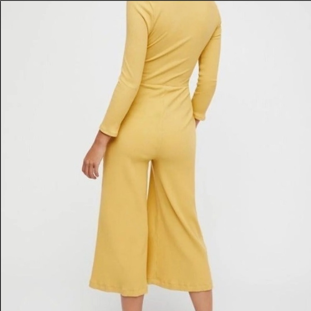 NWT Free People LOOK AT ME Jumpsuit, Black/Yellow - Picture 6 of 6